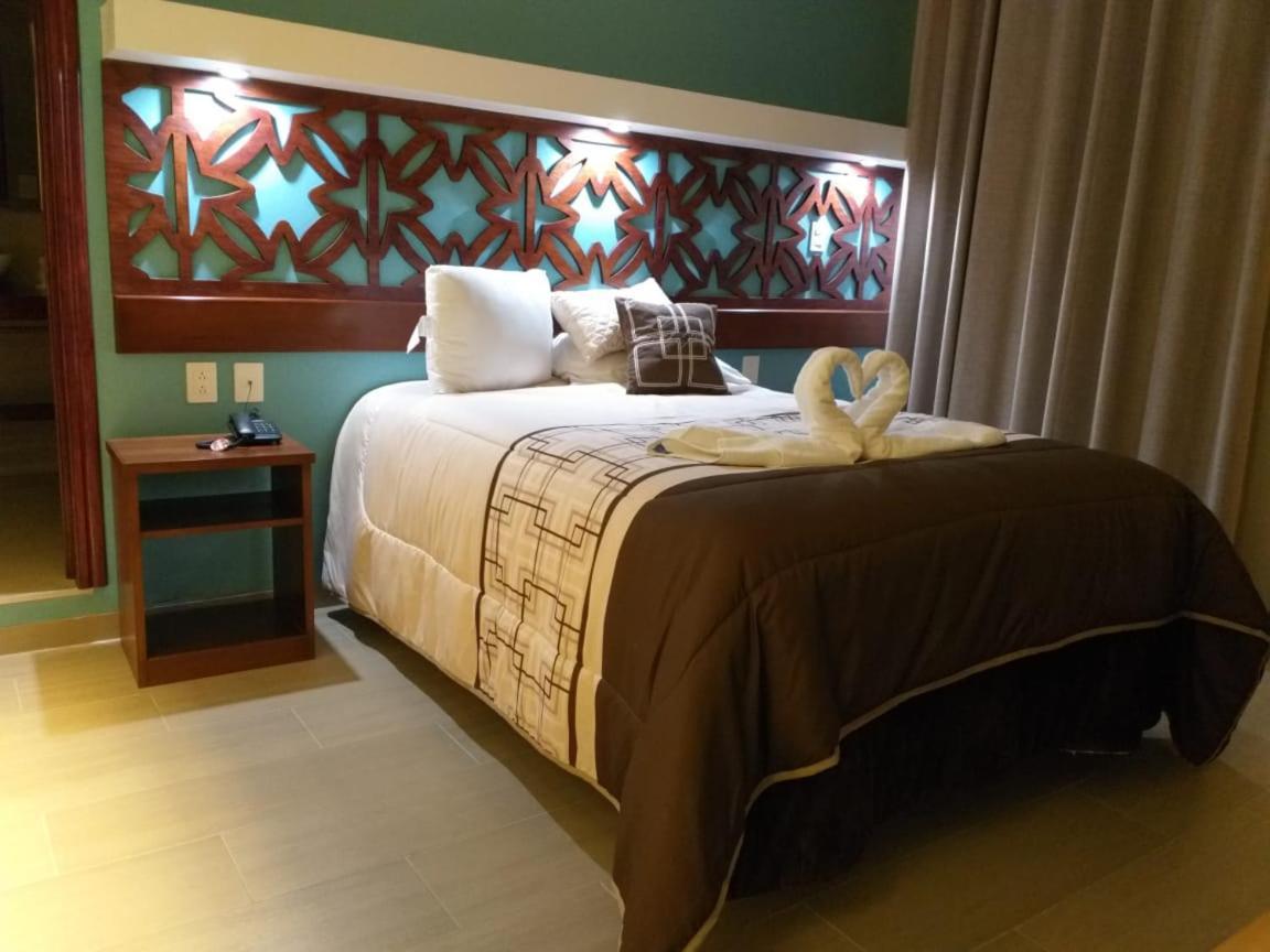 9 Estrellas Casa Hotel Comitan de Dominguez Eksteriør billede